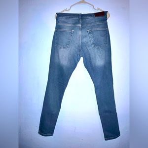 Jeans Mom Slim size 10 used in good conditions